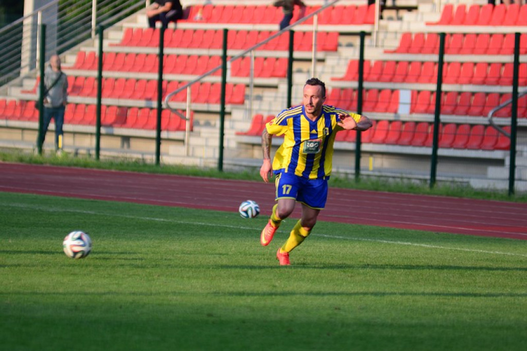 Derby powiatu brzeskiego i awans do III Ligi dla Stali Brzeg. Wygrana 3:1[relacja, zdjęcia, wideo]