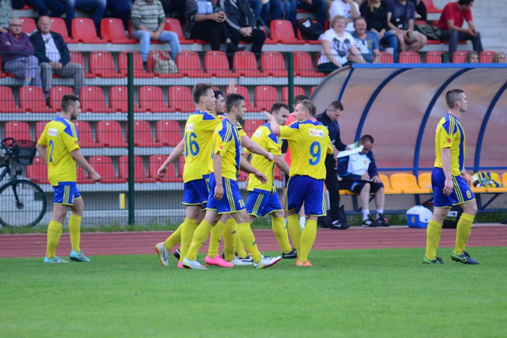 Derby powiatu brzeskiego i awans do III Ligi dla Stali Brzeg. Wygrana 3:1[relacja, zdjęcia, wideo]