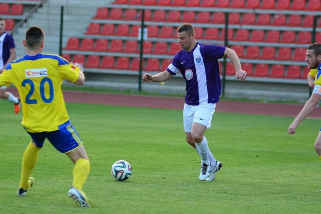 Derby powiatu brzeskiego i awans do III Ligi dla Stali Brzeg. Wygrana 3:1[relacja, zdjęcia, wideo]