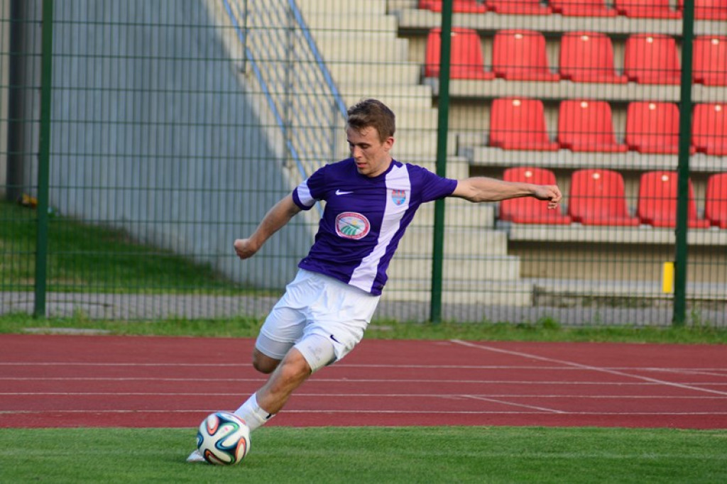 Derby powiatu brzeskiego i awans do III Ligi dla Stali Brzeg. Wygrana 3:1[relacja, zdjęcia, wideo]