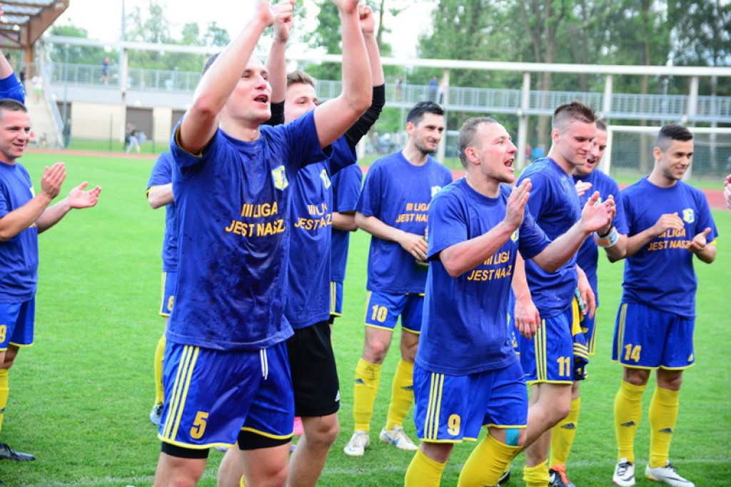 Derby powiatu brzeskiego i awans do III Ligi dla Stali Brzeg. Wygrana 3:1[relacja, zdjęcia, wideo]