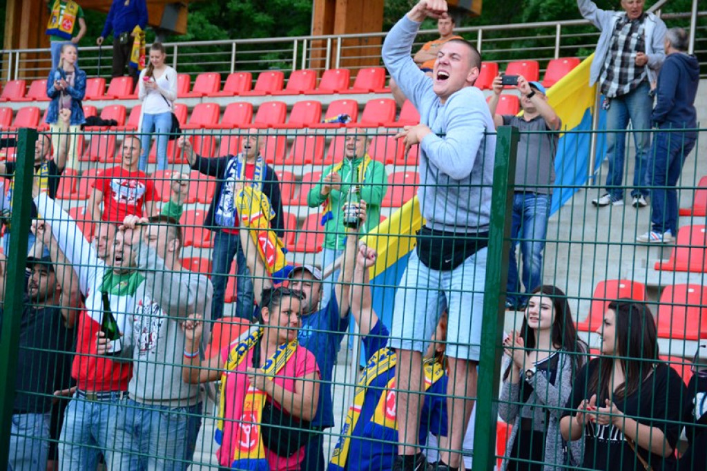 Derby powiatu brzeskiego i awans do III Ligi dla Stali Brzeg. Wygrana 3:1[relacja, zdjęcia, wideo]