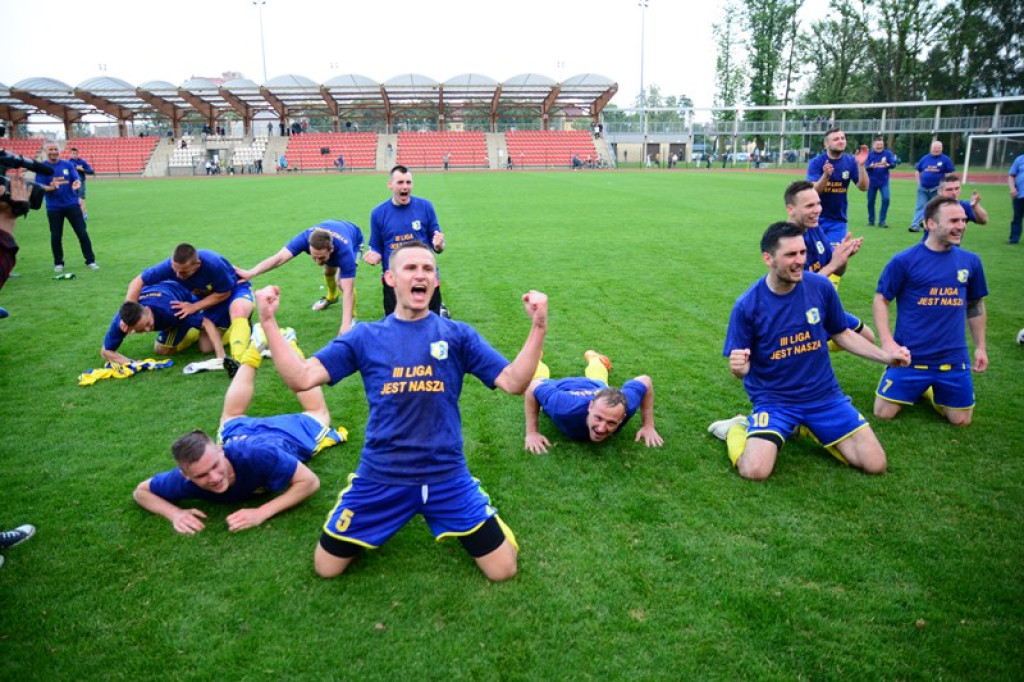 Derby powiatu brzeskiego i awans do III Ligi dla Stali Brzeg. Wygrana 3:1[relacja, zdjęcia, wideo]