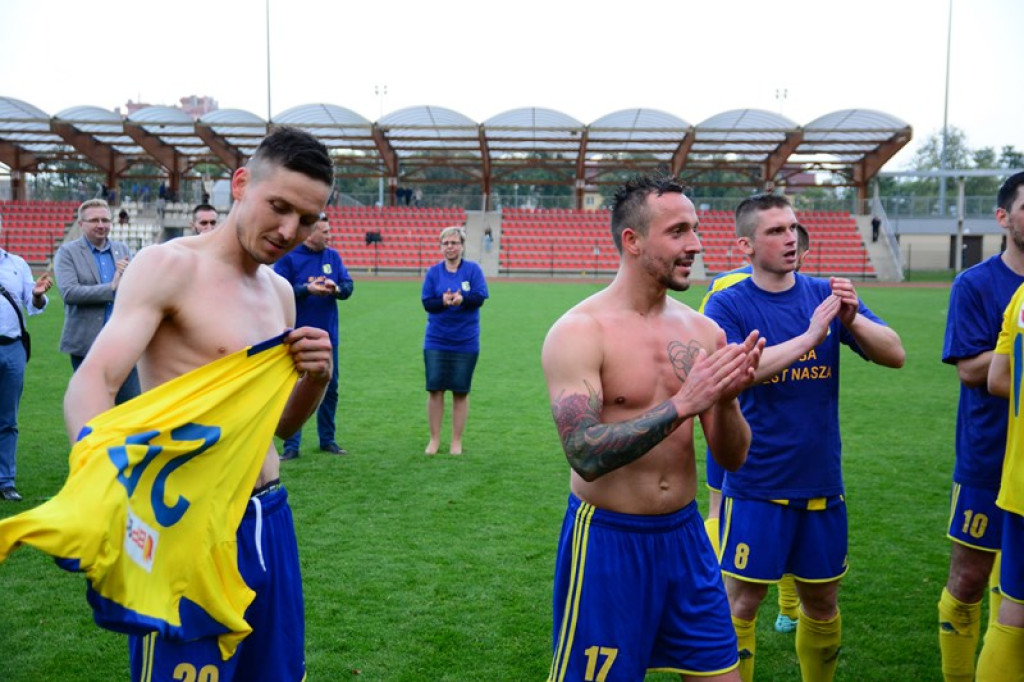 Derby powiatu brzeskiego i awans do III Ligi dla Stali Brzeg. Wygrana 3:1[relacja, zdjęcia, wideo]