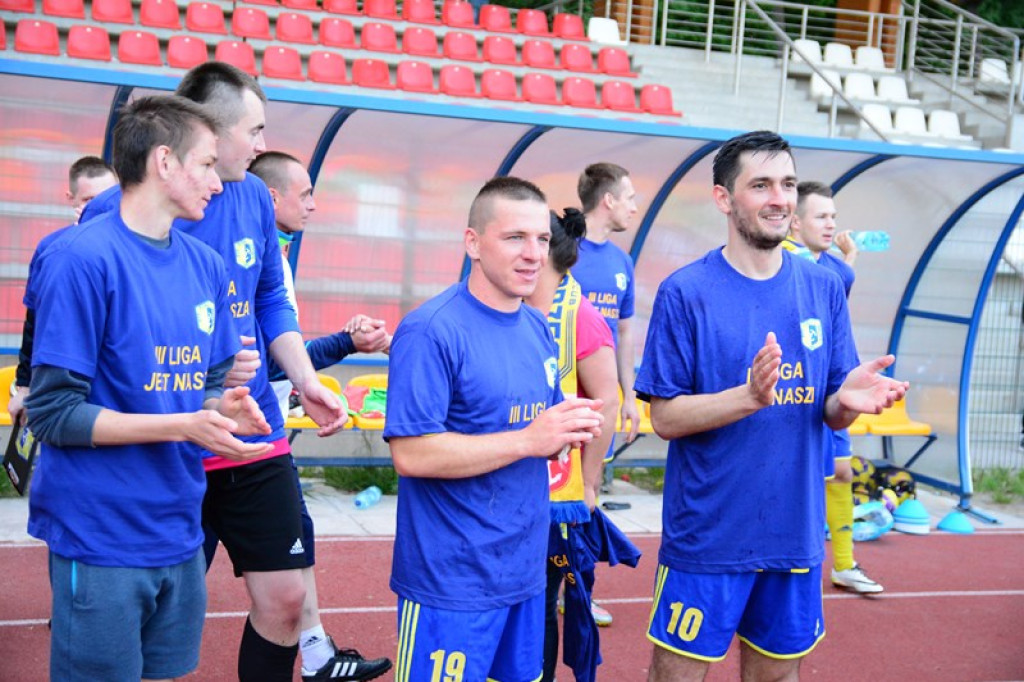 Derby powiatu brzeskiego i awans do III Ligi dla Stali Brzeg. Wygrana 3:1[relacja, zdjęcia, wideo]