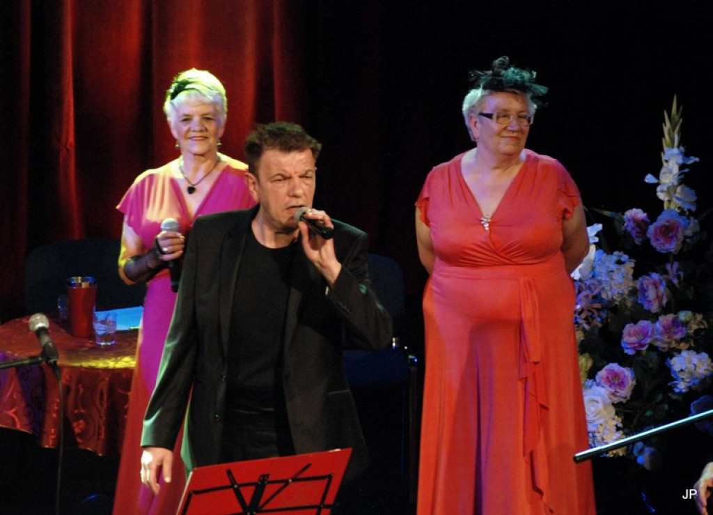 Zespół wokalno - satyrczny 