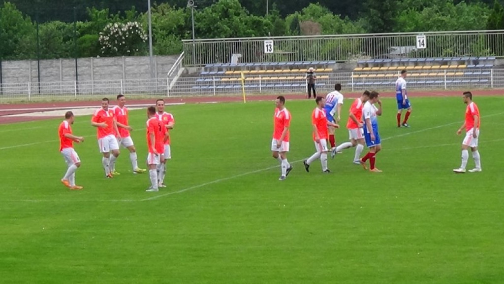 Stal postawiła kropkę nad 