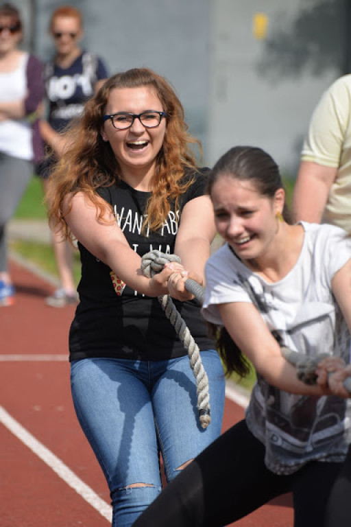 Konkursy, sport, zabawa, czyli Dzień Technika na Słowiańskiej