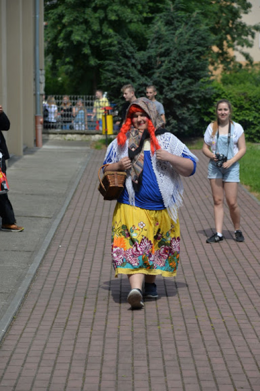 Konkursy, sport, zabawa, czyli Dzień Technika na Słowiańskiej