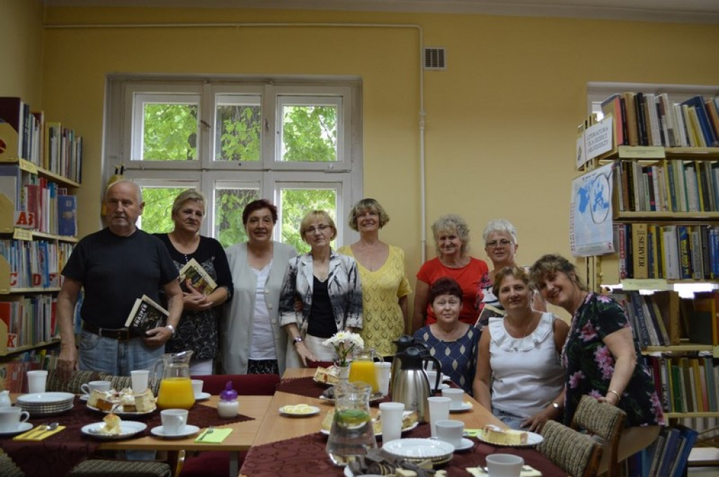 Po pierwsze, czytamy...