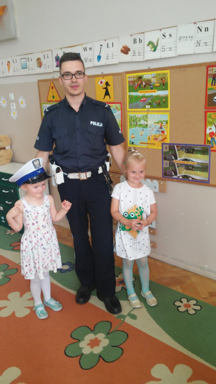 Spotkanie z policjantem w PP8 - wakacje tuż, tuż..