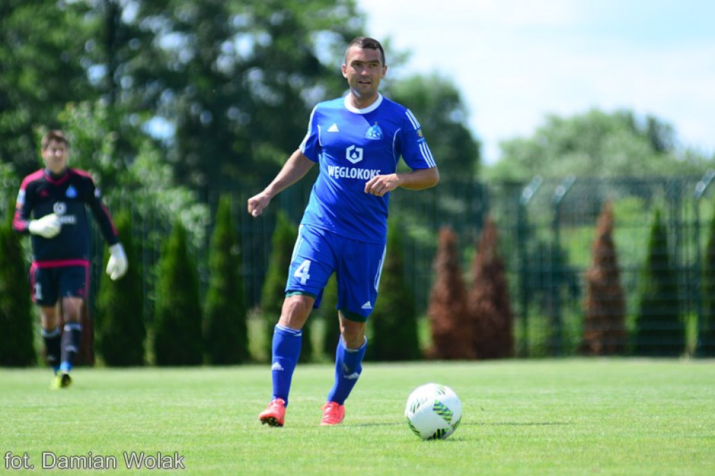 Mecz kontrolny Ruchu Chorzów z Zagłębiem Lubin w Grodkowie