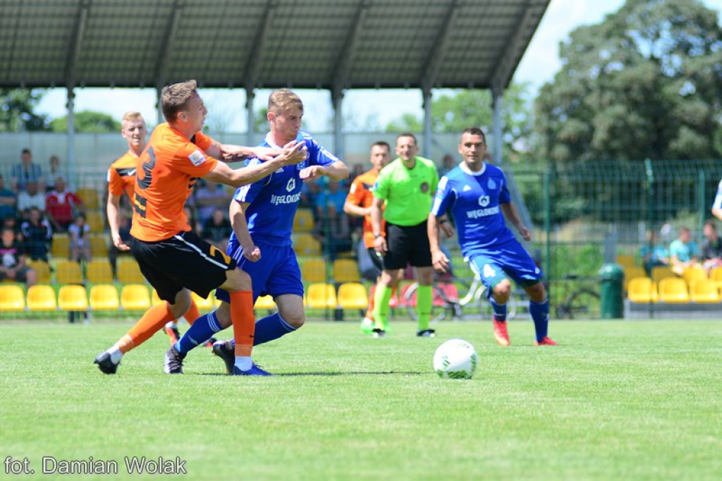 Mecz kontrolny Ruchu Chorzów z Zagłębiem Lubin w Grodkowie