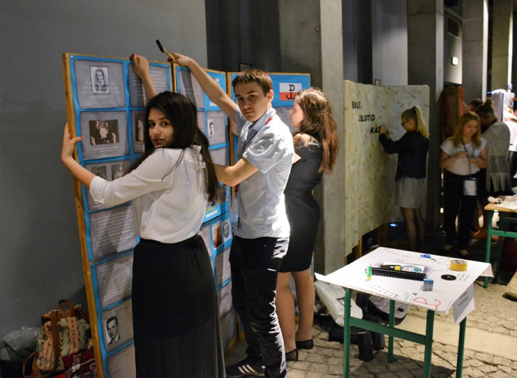 Uczniowie Grodkowskiej Jedynki w podsumowaniu ogólnopolskiego projektu edukacyjnego 