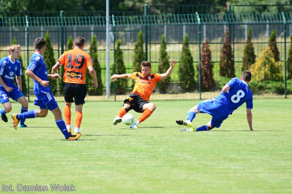 Mecz kontrolny Ruchu Chorzów z Zagłębiem Lubin w Grodkowie