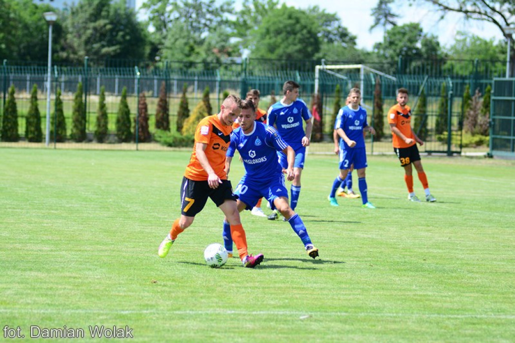 Mecz kontrolny Ruchu Chorzów z Zagłębiem Lubin w Grodkowie