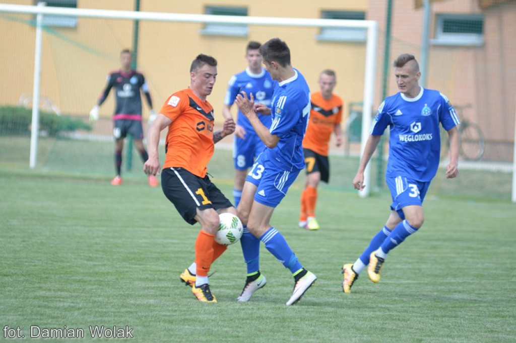 Mecz kontrolny Ruchu Chorzów z Zagłębiem Lubin w Grodkowie