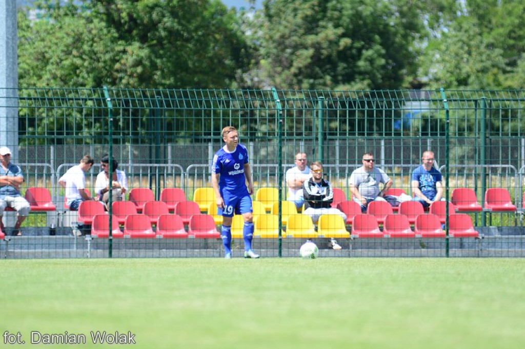 Mecz kontrolny Ruchu Chorzów z Zagłębiem Lubin w Grodkowie