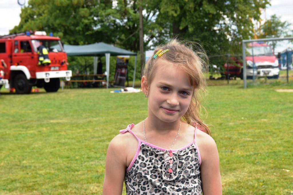 Festyn charytatywny w Łosiowie. Wolontariusze zbierają na elektryczny wózek dla Joasi [zdjęcia]