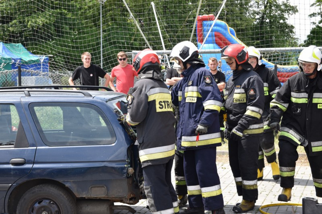 Festyn charytatywny w Łosiowie. Wolontariusze zbierają na elektryczny wózek dla Joasi [zdjęcia]