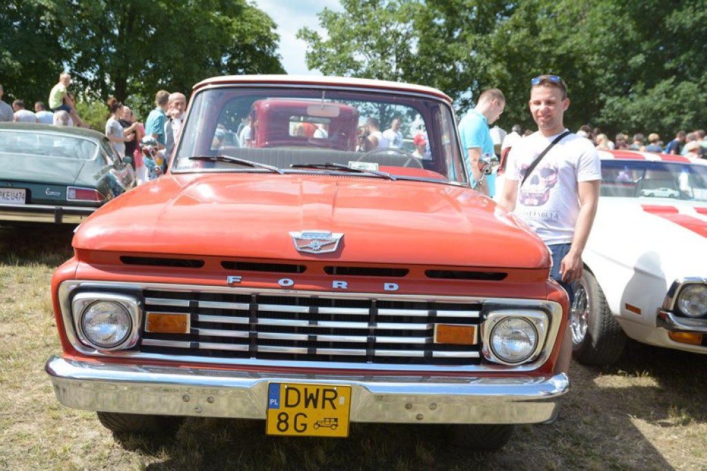 Międzynarodowy Zlot Pojazdów Zabytkowych w Oławie 2016