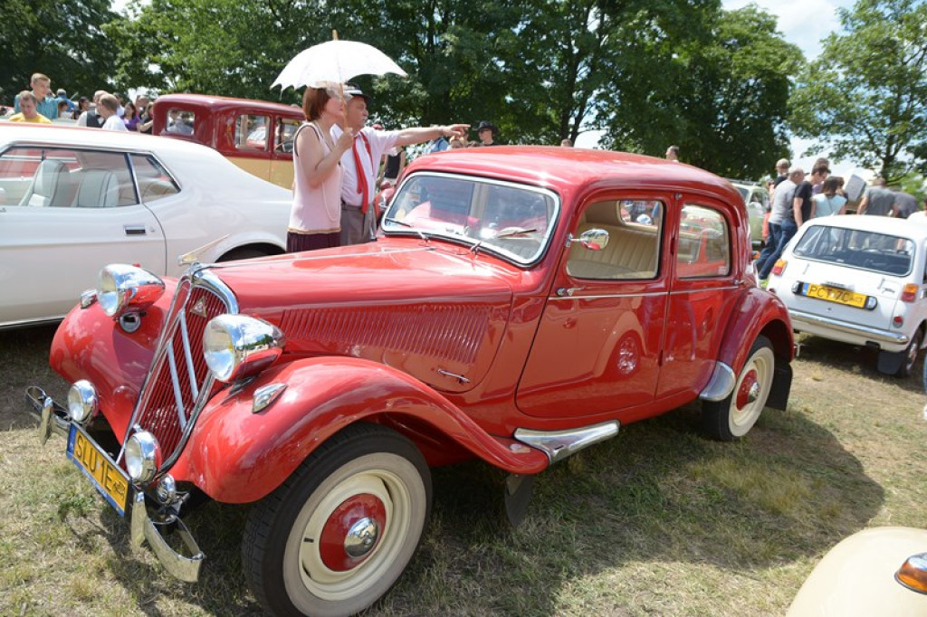 Międzynarodowy Zlot Pojazdów Zabytkowych w Oławie 2016