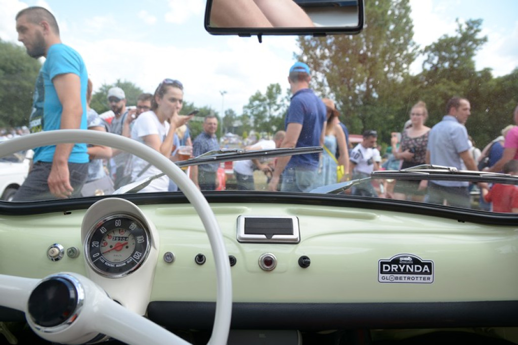 Międzynarodowy Zlot Pojazdów Zabytkowych w Oławie 2016