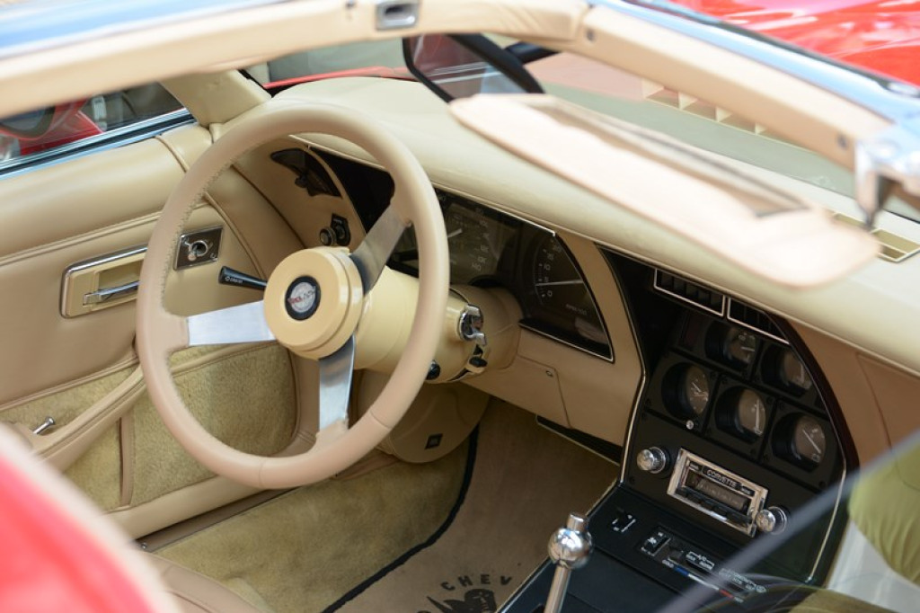 Międzynarodowy Zlot Pojazdów Zabytkowych w Oławie 2016