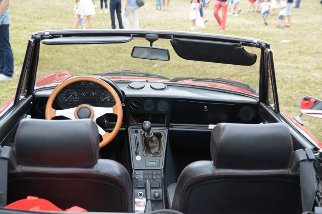 Międzynarodowy Zlot Pojazdów Zabytkowych w Oławie 2016