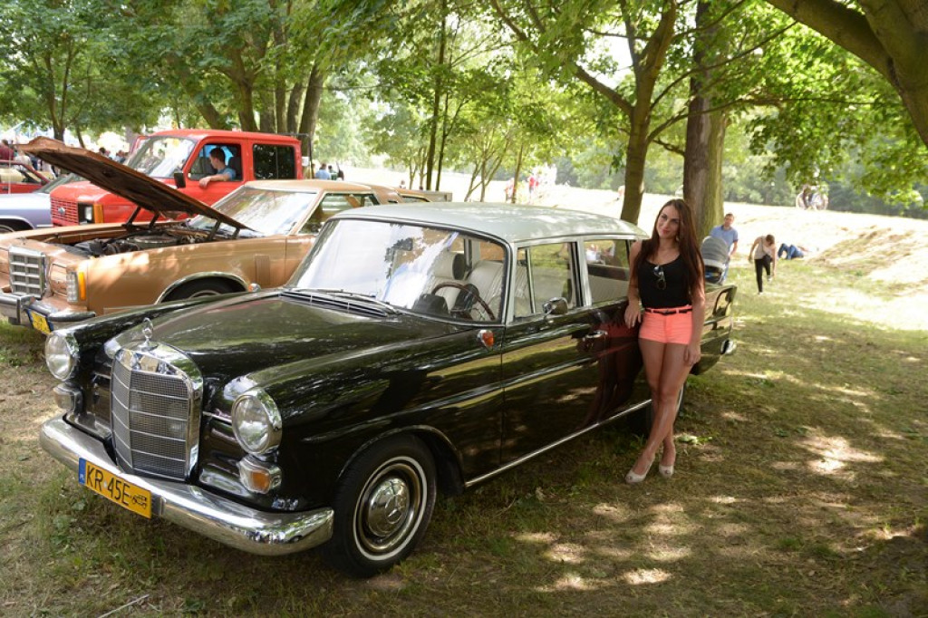 Międzynarodowy Zlot Pojazdów Zabytkowych w Oławie 2016