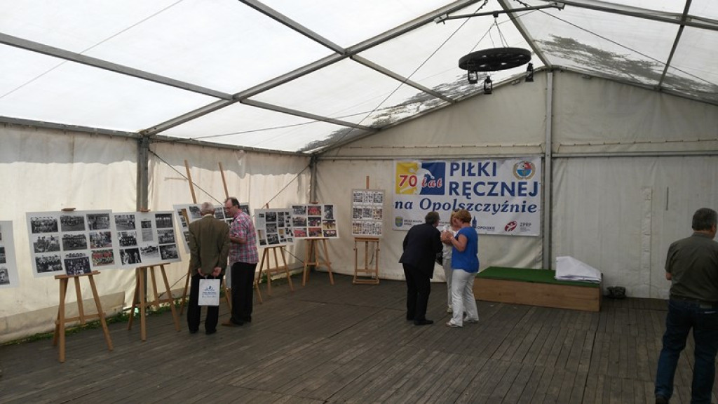 70-lecie powstania Opolskiego Związku Piłki Ręcznej. Odznaczenia dla Mieszkańców Powiatu Brzeskiego