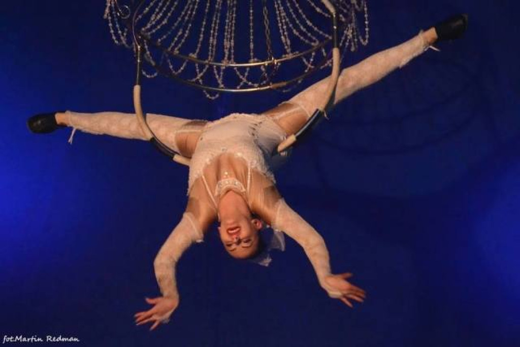 Cyrk Juremix z artystami programu 