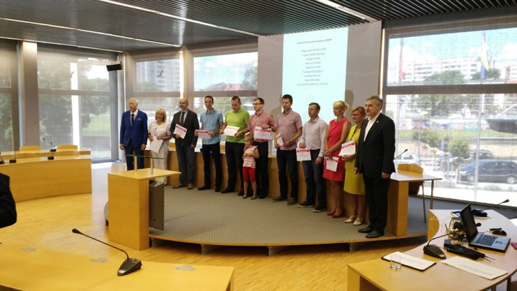 70-lecie powstania Opolskiego Związku Piłki Ręcznej. Odznaczenia dla Mieszkańców Powiatu Brzeskiego