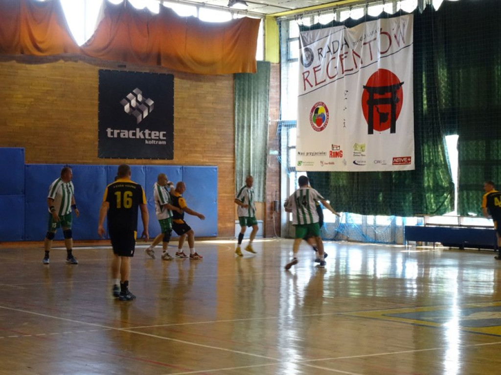 Zwycięstwem w Turnieju w Zawadzkim grodkowscy oldboje 4Ever Young zakończyli sezon.