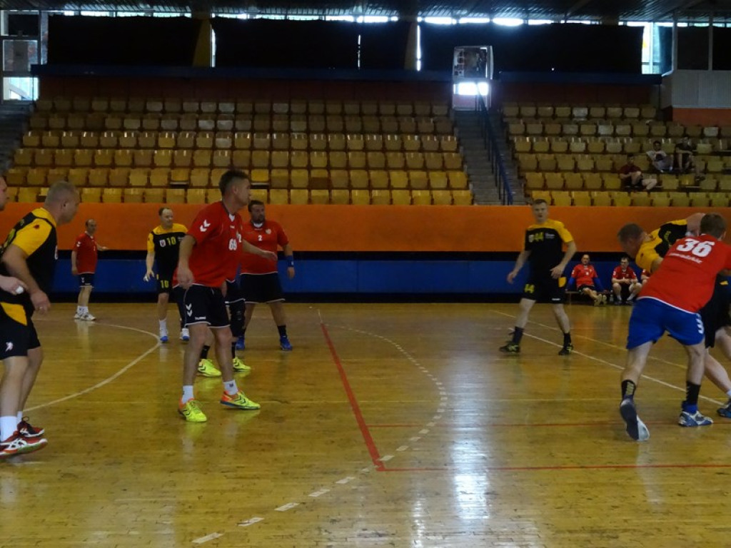 Zwycięstwem w Turnieju w Zawadzkim grodkowscy oldboje 4Ever Young zakończyli sezon.