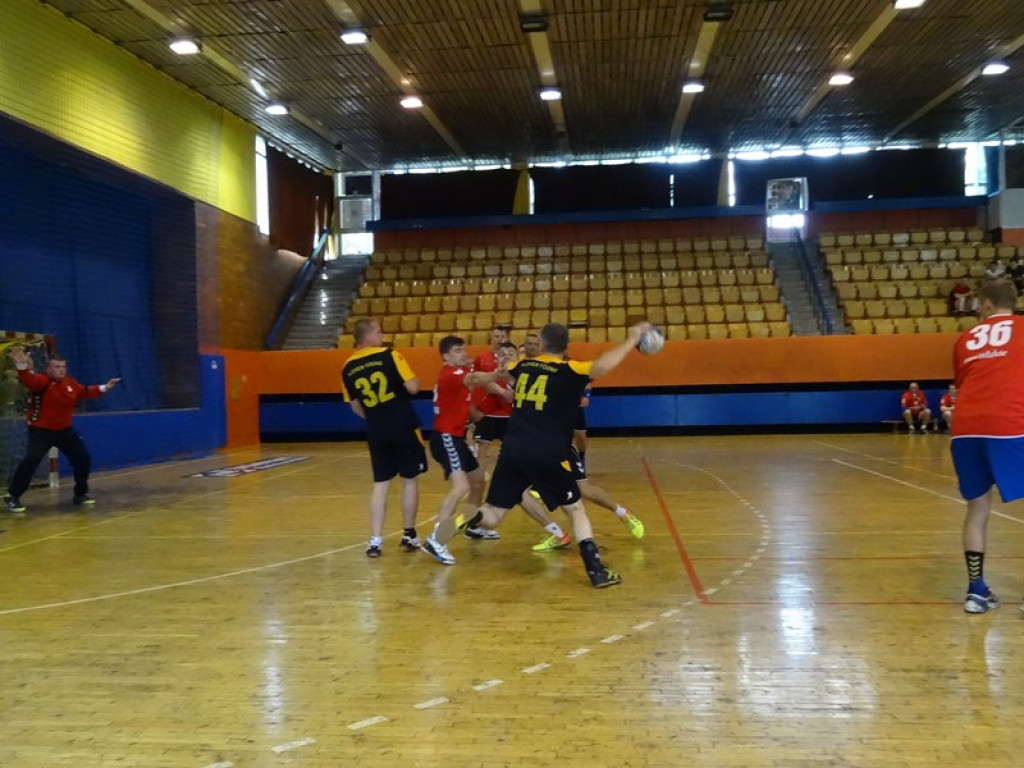 Zwycięstwem w Turnieju w Zawadzkim grodkowscy oldboje 4Ever Young zakończyli sezon.