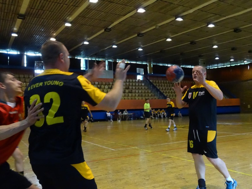 Zwycięstwem w Turnieju w Zawadzkim grodkowscy oldboje 4Ever Young zakończyli sezon.