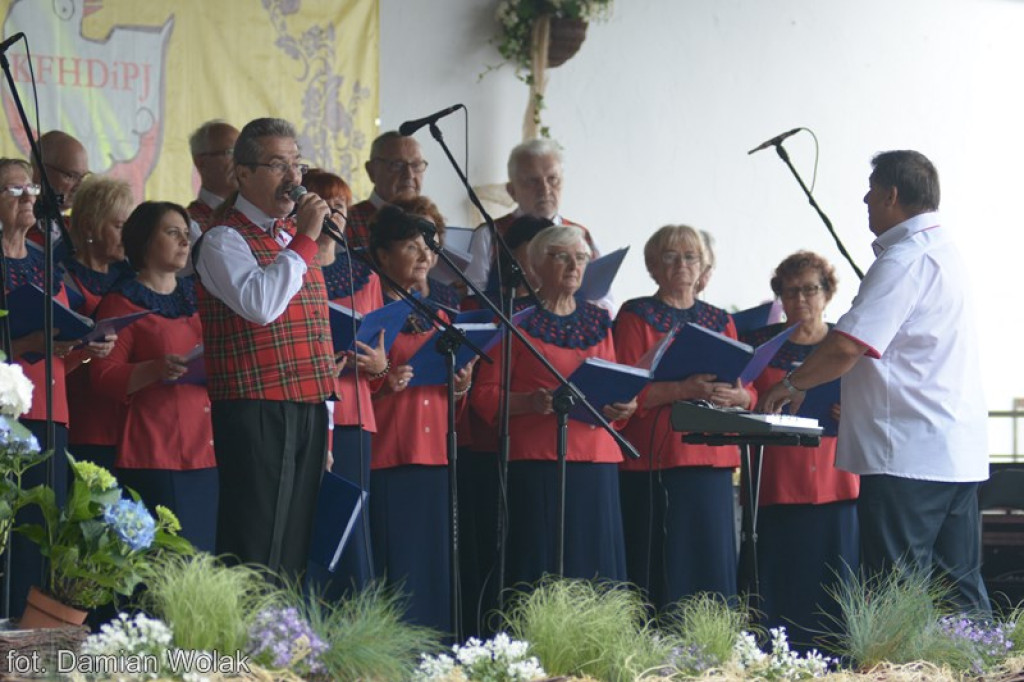 XII Wojewódzki Przegląd Piosenki Kresowej [fotorelacja]