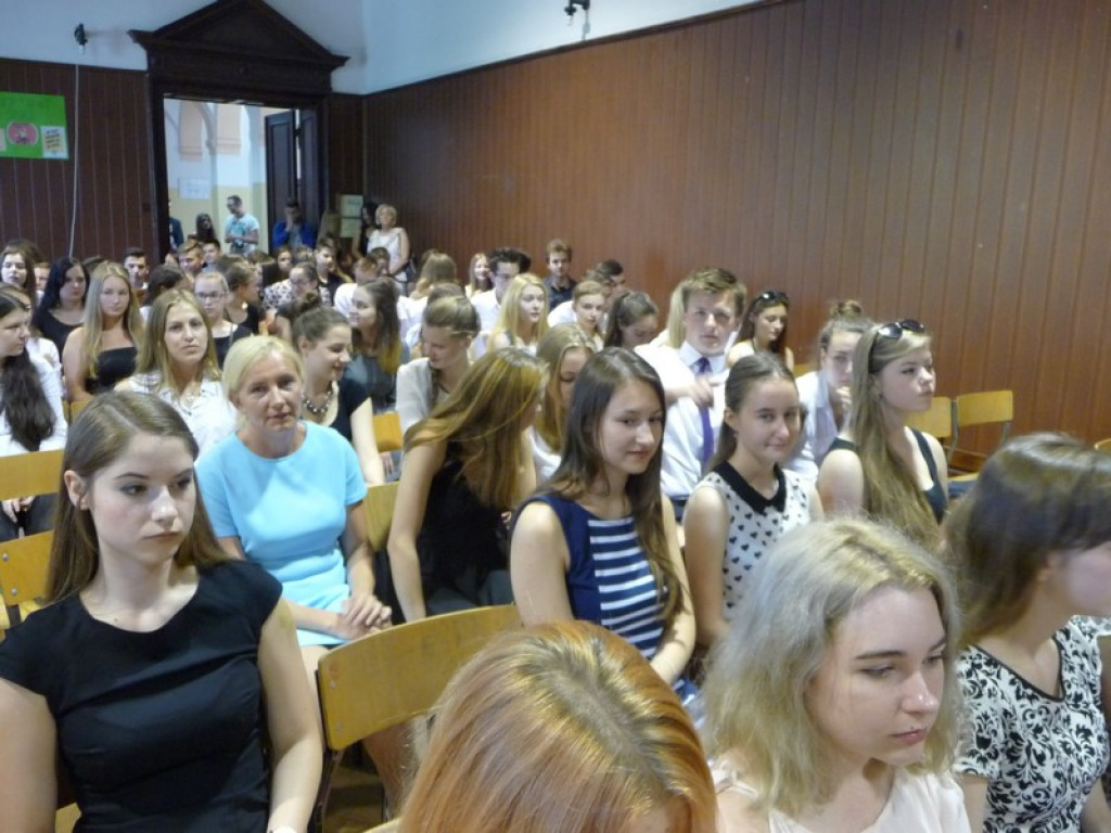 Prymusi i zwycięzcy zbierają żniwo