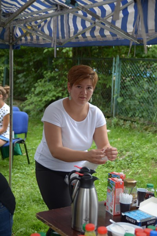 W Grodkowie zbierali karmę dla zwierząt