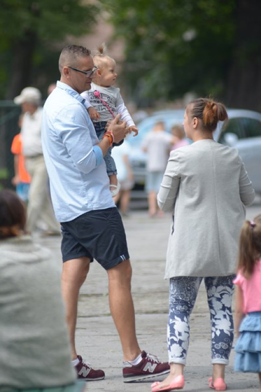 W Grodkowie zbierali karmę dla zwierząt