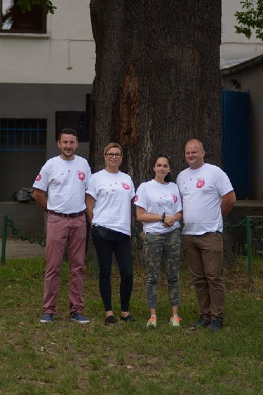 W Grodkowie zbierali karmę dla zwierząt