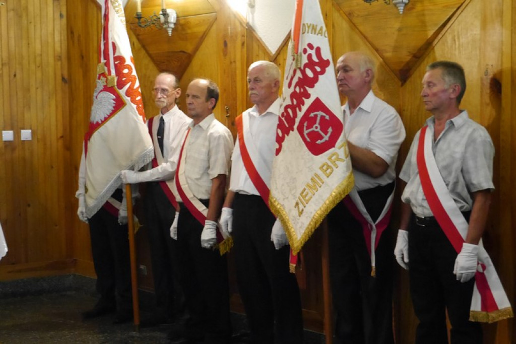 Hołd pomordowanym na Wołyniu