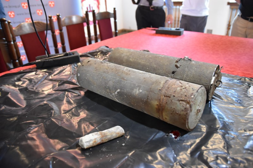 Zobacz co kryła w sobie kula wieży ratuszowej w Brzegu - Pierwsze zdjęcia