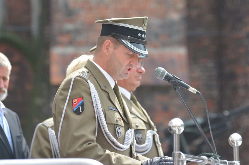 Święto 1. Brzeskiego Pułku Saperów. Wojskowi oddali hołd poległym żołnierzom