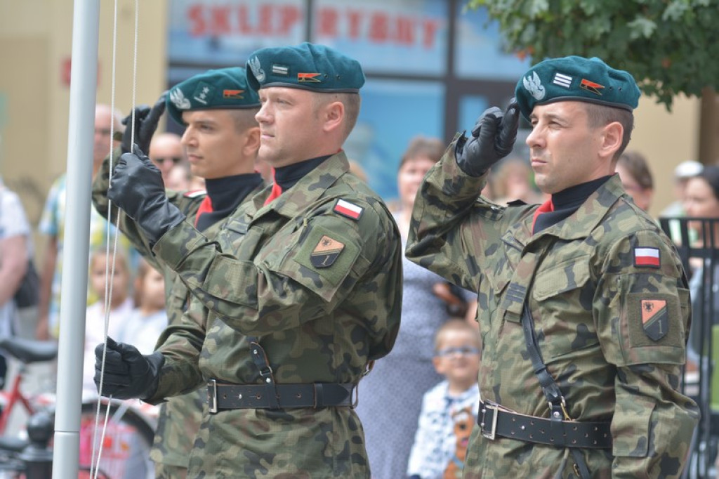 Święto 1. Brzeskiego Pułku Saperów. Wojskowi oddali hołd poległym żołnierzom