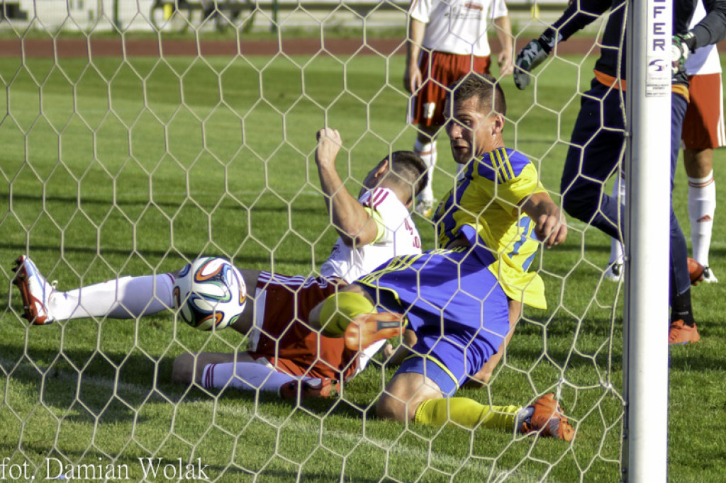 Remis w pierwszej kolejce. Relacja z meczu Stal Brzeg - Olimpia Kowary