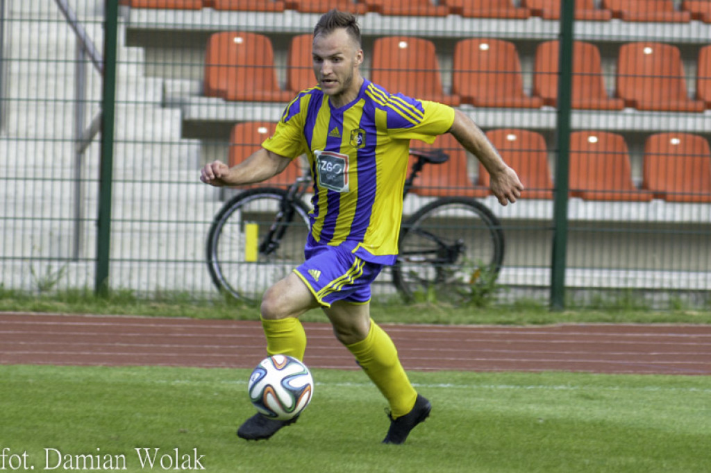 Remis w pierwszej kolejce. Relacja z meczu Stal Brzeg - Olimpia Kowary