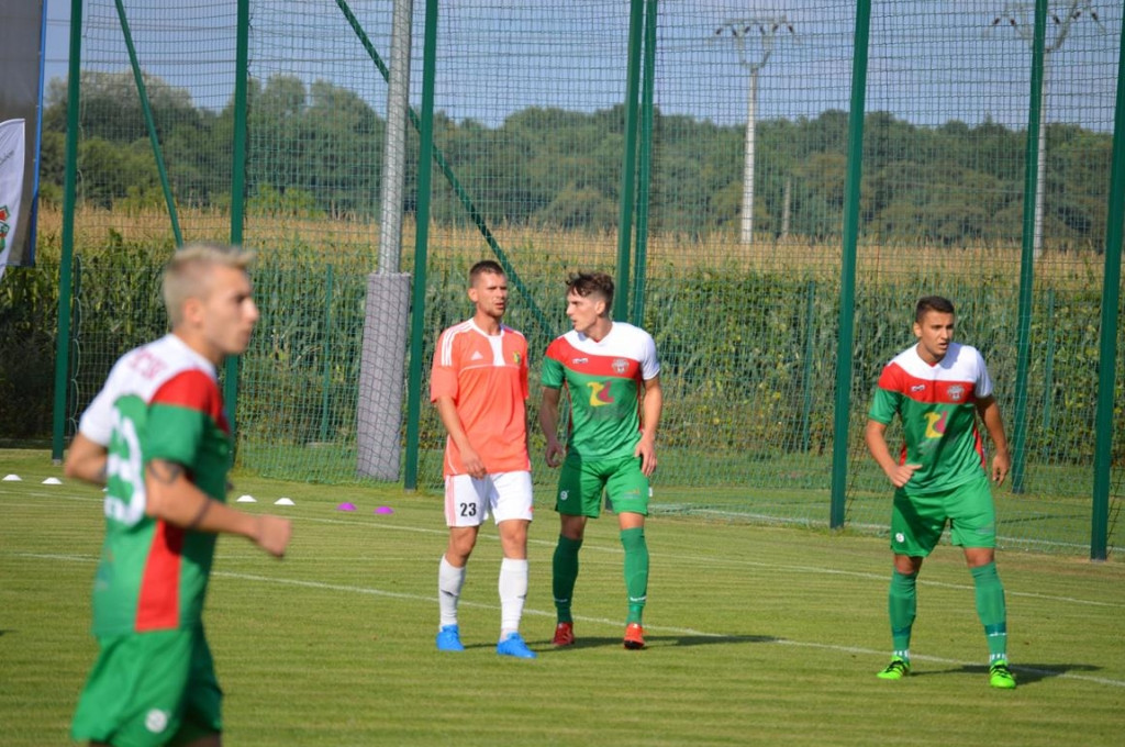 Stal Brzeg wygrywa i jest liderem ! (Relacja z meczu)