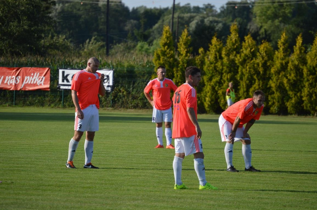 Stal Brzeg wygrywa i jest liderem ! (Relacja z meczu)